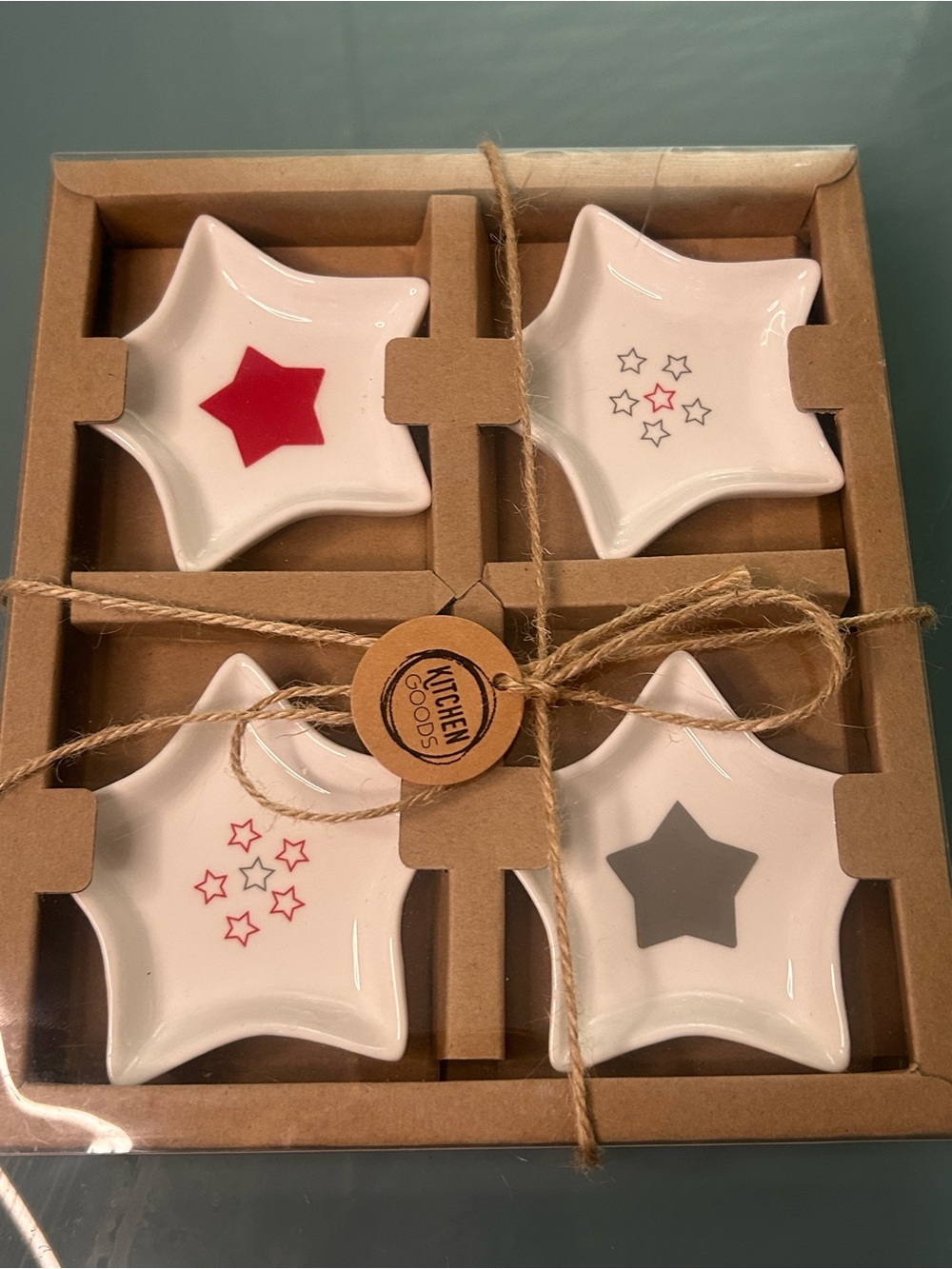 NWT Home Goods Star Plates Set of 4 White Small Serving Dishes Ramekins